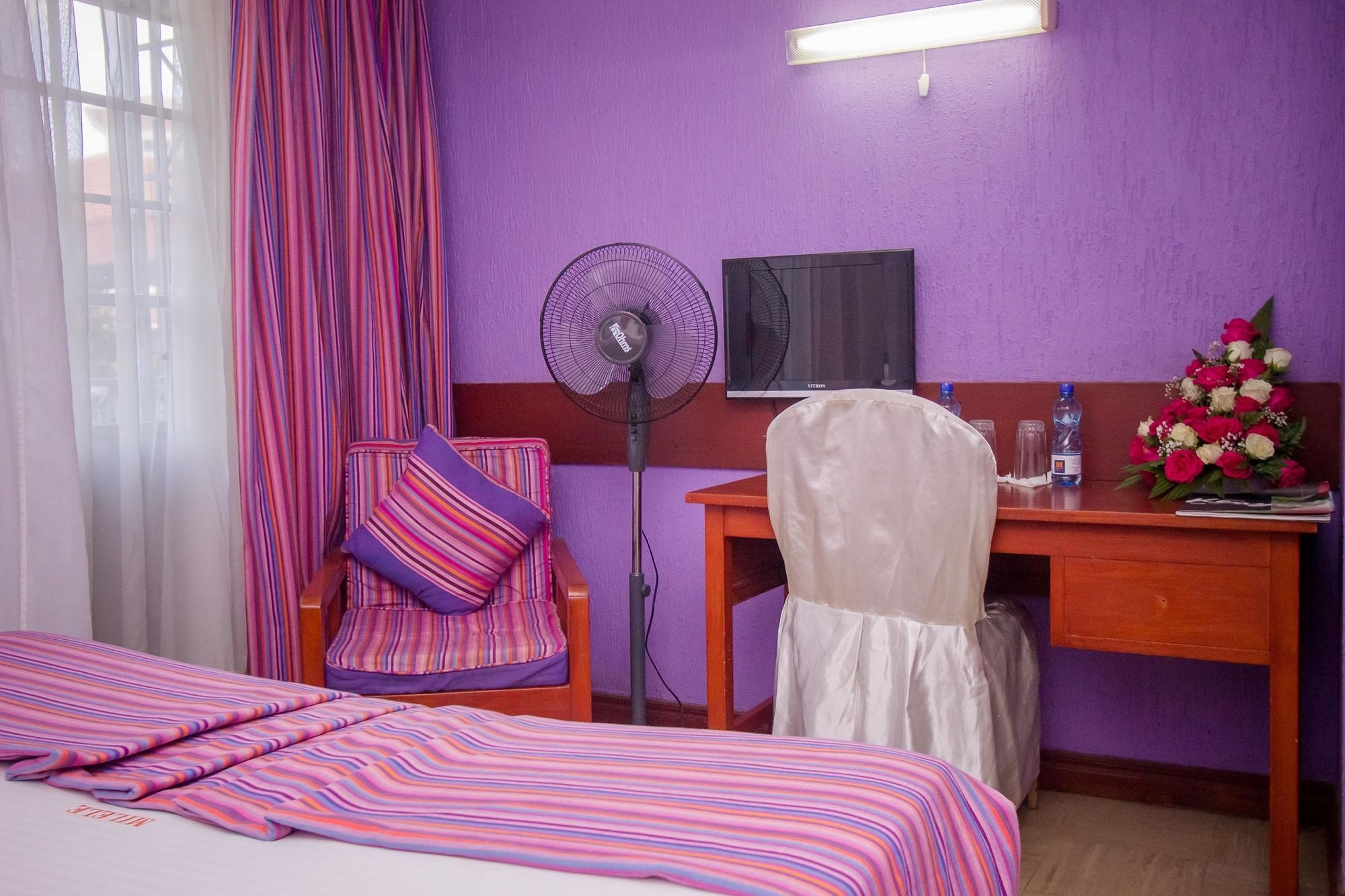 Milele Hotel Найроби Экстерьер фото
